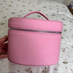 Saie Pink mini vanity case